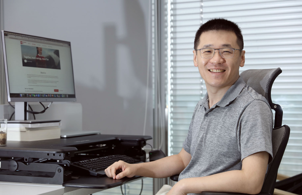 拼多多高层变动：陈磊接任CEO，黄峥继续担任董事长，公司战略与治理结构将优化-第1张图片-拼多多助力