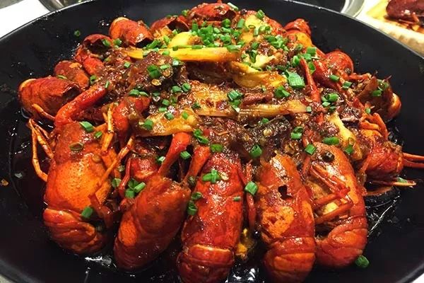 领100元现金 泸州美食探店：精致烤肉与鸡汤，夜宵小龙虾，品质生活新体验-第31张图片-拼多多助力
