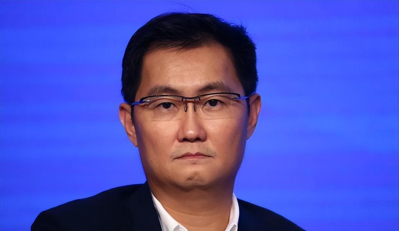 拼多多2022年利润超300亿增长4倍，老板黄峥创业历程大揭秘-第2张图片-拼多多助力